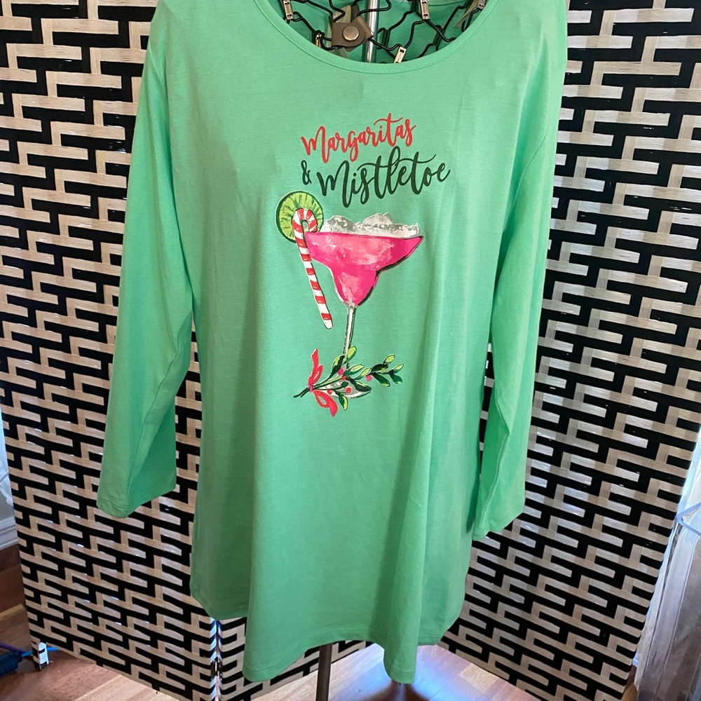 NWT Margaritas and Mistletoe shirt